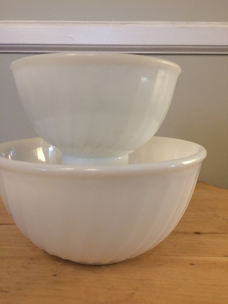 Vintage Fire King Swirl Milk Glass Mixing Bowls Two 2 Piece Etsy