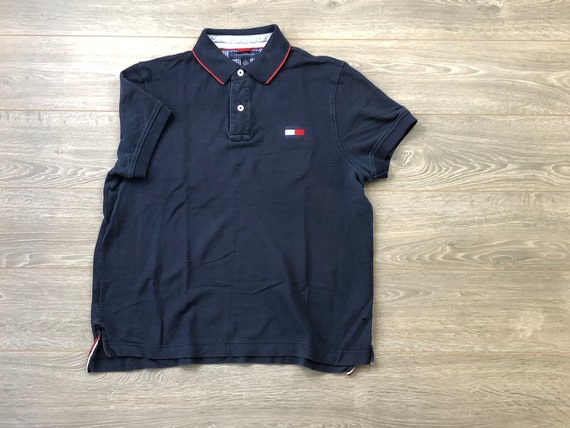 tommy badge polo
