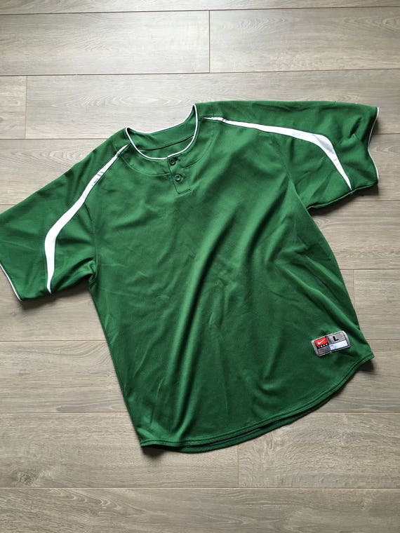 forest green nike shirt