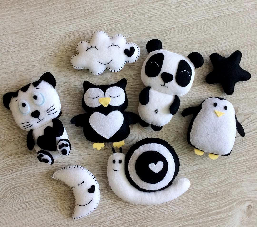 Black and White Baby Mobile Baby Mobile Felt Mobile Crib Black Etsy