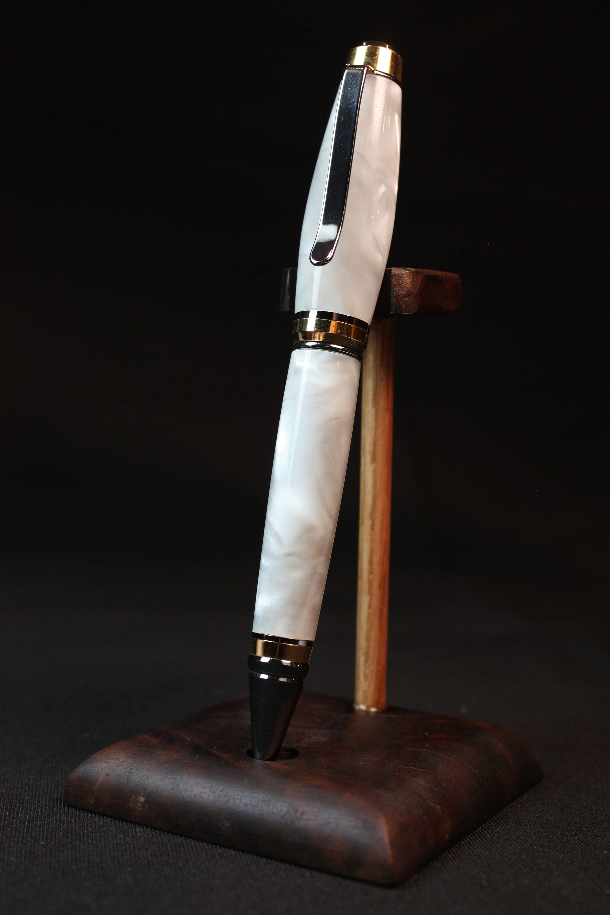 Hand Made White Acrylic Classic Twist Pen