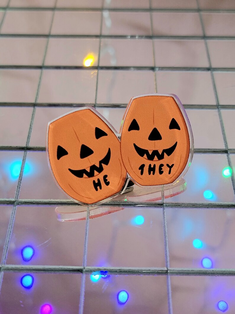 Pumpkin Pronoun Pin He/they