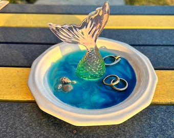 Mermaid Seashell Art Beach Ocean Epoxy Resin Jewelry Dish Ring Dish Trinket Tray Christmas Gift MTO Made-to-Order