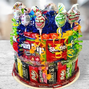 Sweet Surrender Candy Cake - Medium