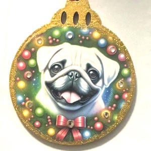 Feiertage Weihnachten Mops Ornament / Weißer Mops / Gold / 100% des Erlöses für die Mopsrettung gespendet