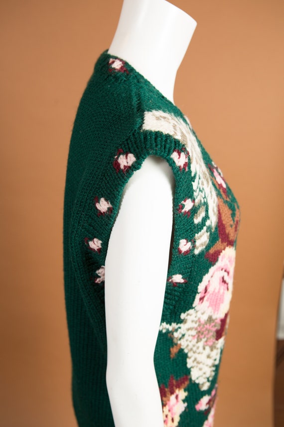 Vintage Knit Vest - Green Hand-knit Long Vest wit… - image 8