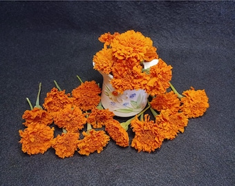 20 Marigold, Orange,  1 1/2" flowers, 1 to 2" stem. Dried Marigolds