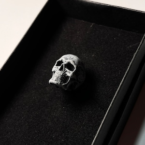 Human Skull Pin, Gothic Jewlery, Skull Jewlery, Skull Fashion Pin