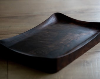 Orgo Catch All Tray / Solid Walnut /Solid White Oak / Valet + Decorative Tray /