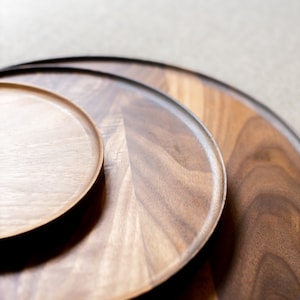 Roto Minimalist Round Tray / Walnut / Catchall Serving Tray / image 8