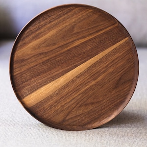 Roto Minimalist Round Tray / Walnut / Catchall Serving Tray / image 3