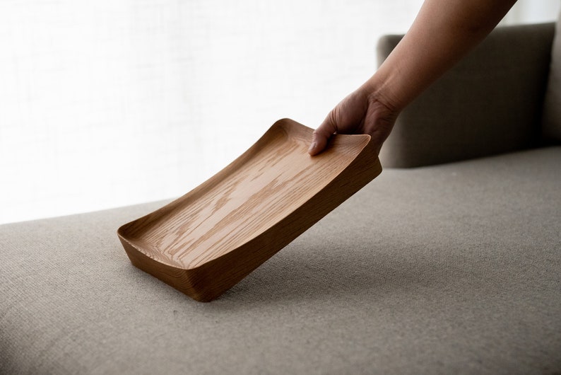 Orgo Valet Tray / Walnut / White Oak / Catchall Decorative Tray / image 3