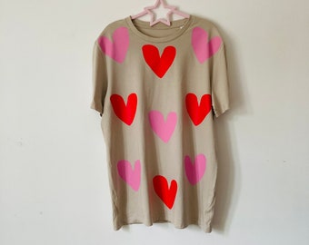 Pink and sale red shirt