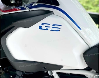 Set mit 2 Tankseiten Aufklebern kompatibel mit BMW R 1250 GS Adventure (ab 2019) & R 1200 GS Adventure (ab 2013) | Black Doves Graphics