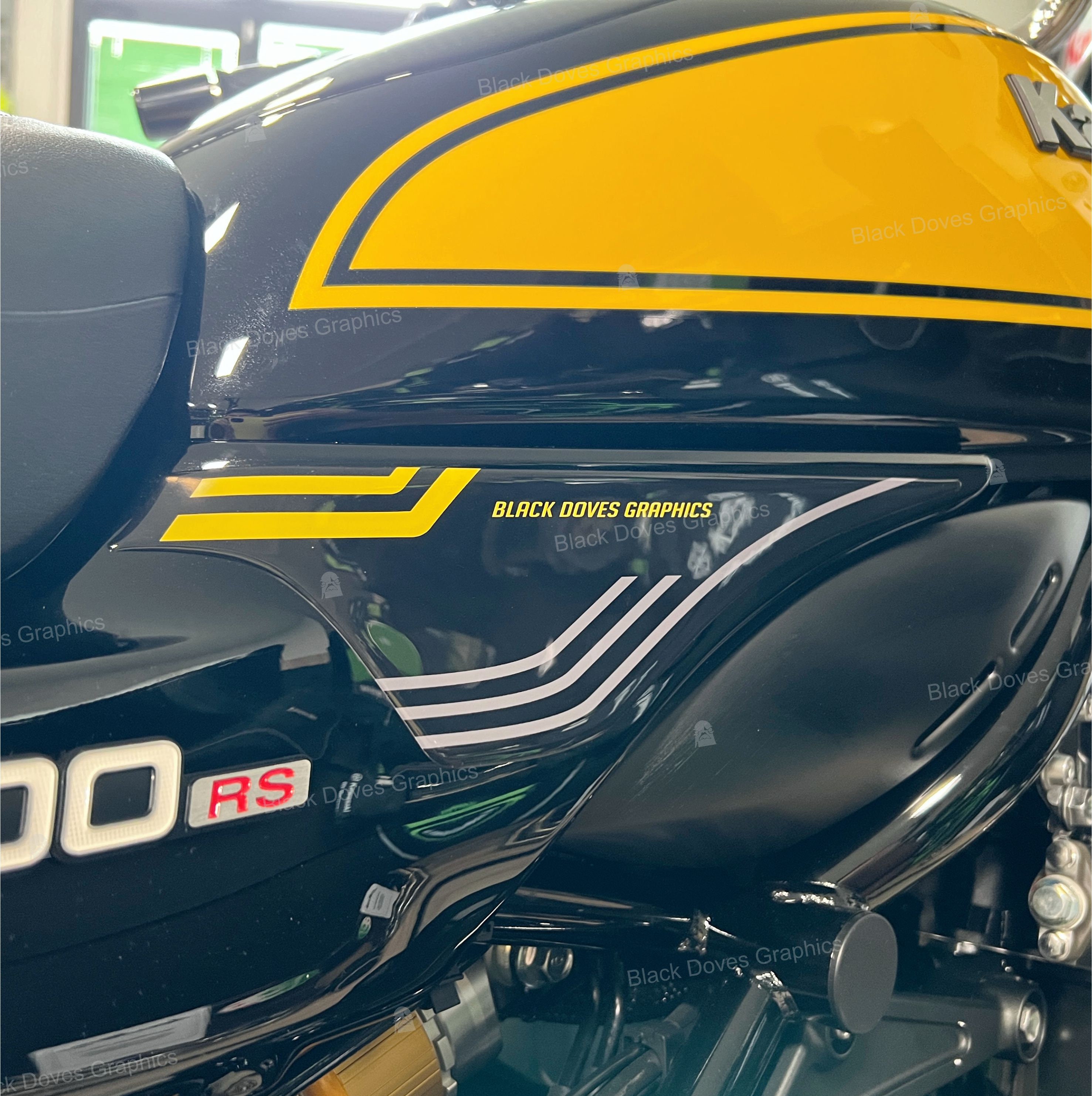 カワサキ Z900RS、Z 900 RS SE 2022用 タンクサイド対応樹脂ステッカー 