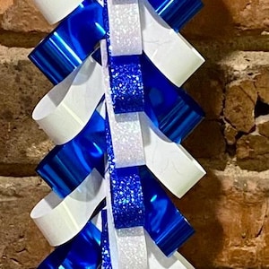 Fita de corrente em forma de lágrima azul e branca de 36” para mães que estão voltando para casa