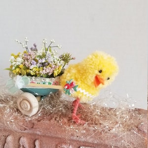 Handmade Pompom Chick with cart Easter decoration