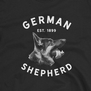 Vintage German Shepherd Dog Lover GSD 1899 Tongues Out Novelty T-shirt