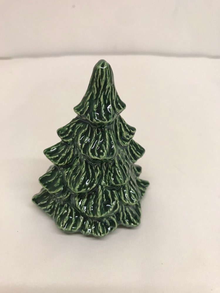 3 "mini vitrocéramique émaillé minuscule arbre de noël nouveau fabriqué à partir d'un moule vintage