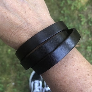 Bracelet en cuir avec fermoir boucle de ceinture