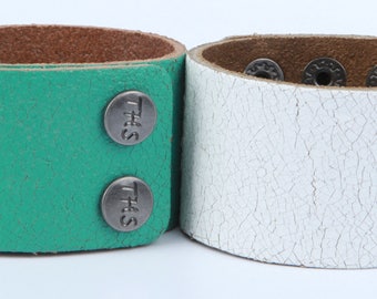 Wide Leather Cuff Bracelet, Plain 1.5" Wide, Snap Closure B050-PL