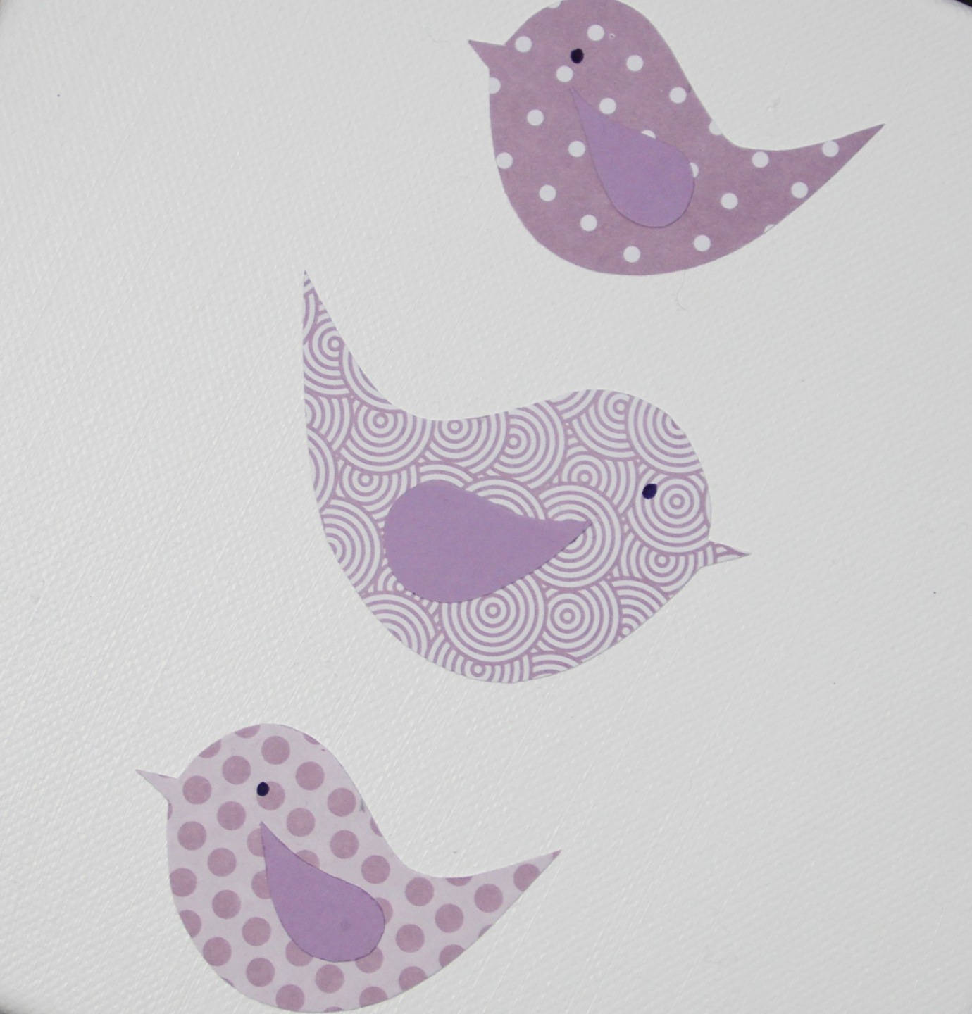 Décoration Murale Oiseaux Violet sur Tableau Blanc. Cadeau de Naissance, Déco Chambre Enfant, Bébé, 