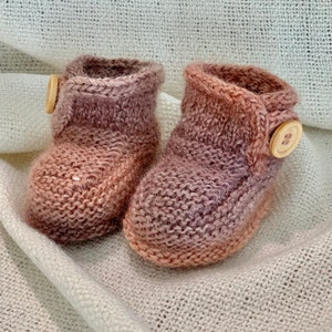 Baby Booties 0-3 months, Baby Shoes, Newborn Socks, Baby Shower, Coming Home Outfit, Photoshoot Outfit, Baby Socks, Infant Shoes, Baby Gift
