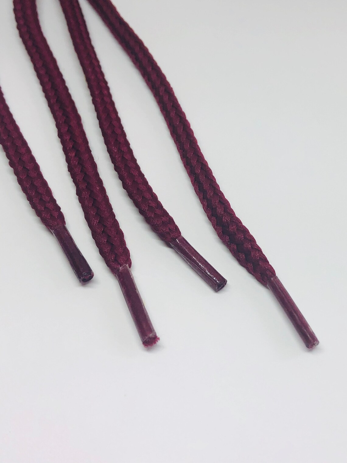 maroon flat shoelaces