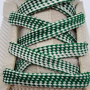 Flat 50/50 Pattern Shoelaces - Green and White