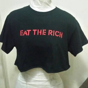 Ät de rika crop top punk crust punk goth emo kläder handmålad handgjord crop top valfritt sliten