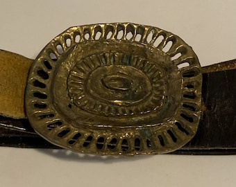 Vintage 70s Brass Tone Belt Buckle & Leather Belt Fits Like 
