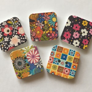 Botões quadrados, botões de 15 mm, botões de flores, botões florais, suprimentos de costura, scrapbooking, enfeites, botões decorativos, fabricação de cartões