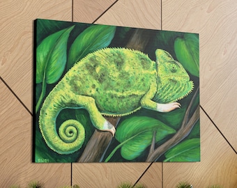 Female Piebald Veiled Chameleon Green Lizard Reptile Pet Art Canvas Wall Art Print