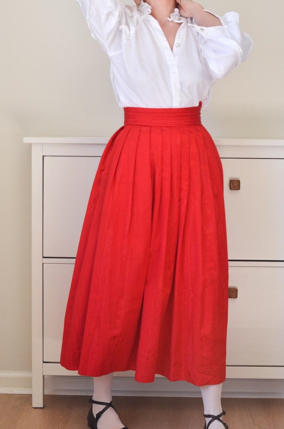 Red Ribbon Taffeta Pleated Skirt Size Small