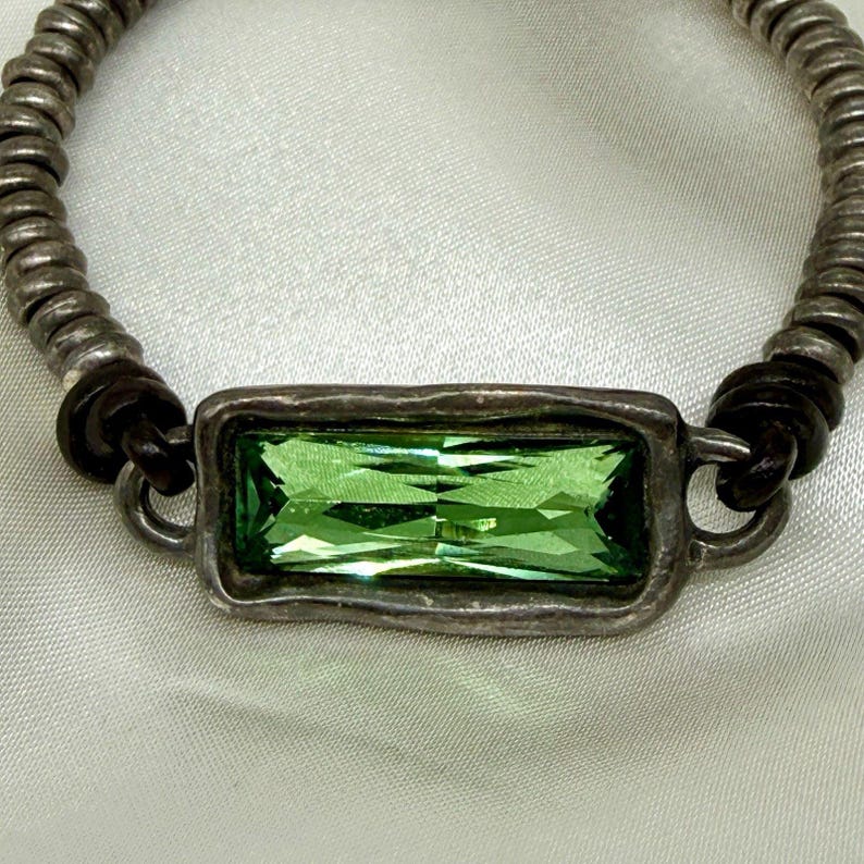 UNOde50 Silver-Plated Bead Leather Bracelet w/Large Green Crystal Ser Magnetica image 2