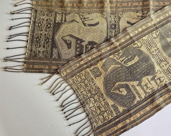 VNTG Sumba Ikat Handwoven Textile Runner Indonesian Cotton Tapestry Dragon 66x17