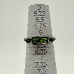 UNOde50 Silver-Plated Bead Leather Bracelet w/Large Green Crystal Ser Magnetica image 14