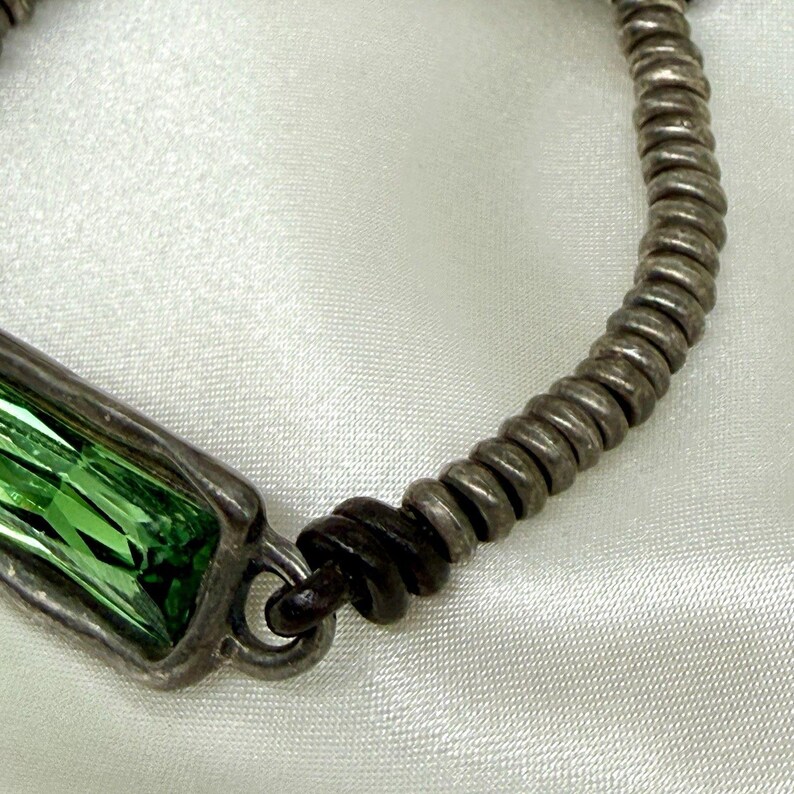 UNOde50 Silver-Plated Bead Leather Bracelet w/Large Green Crystal Ser Magnetica image 10