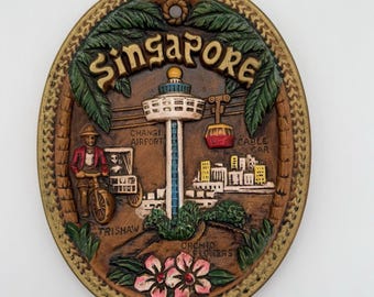 VNTG Singapore Souvenir 3D Colored Collectible Oval Plate 9" Wall Hanging Decor