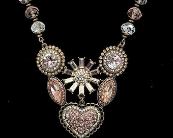 Betsey Johnson Pave Crystal Pink Heart Rhinestone Statement Necklace NWT - READ