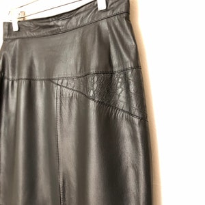 90s vintage leather skirt // long black leather skirt // 80s leather skirt // 90s leather skirt // black leather skirt // size 4, size 6 image 2