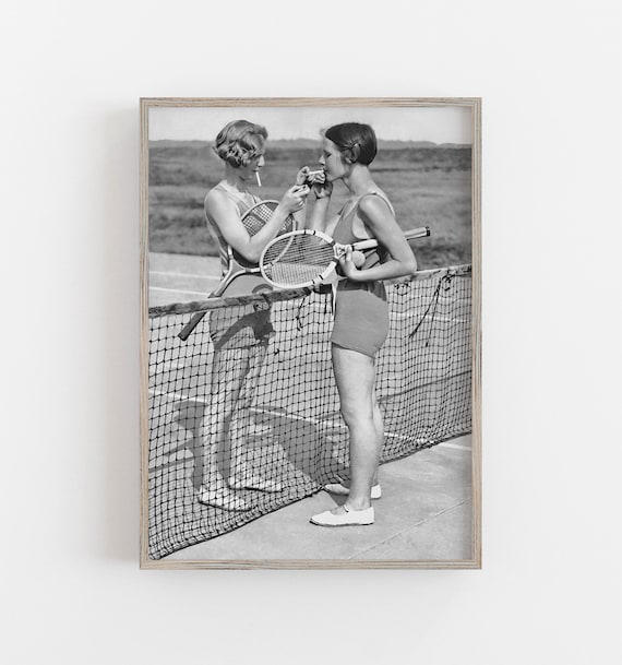 Women Tennis Players, Black and White Art, Vintage Wall Art, Cigarette Break, Women Sports Art, DIGITAL DOWNLOAD, PRINTABLE Art