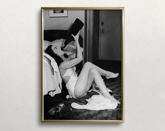 Impresión artística vintage de una mujer bebiendo champán (descarga digital)
