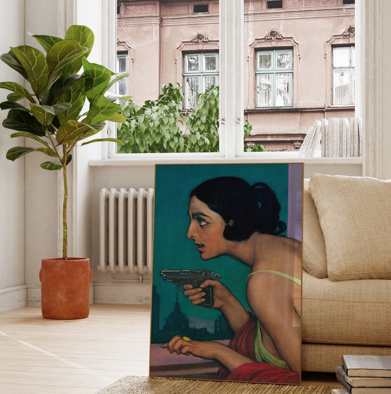 Mujer con pistola / Arte mural oscuro y melancólico / Retrato vintage de mujer / Arte mural ecléctico / Decoración de pared maximalista / Arte mural imprimible n.° 269 imagen 4