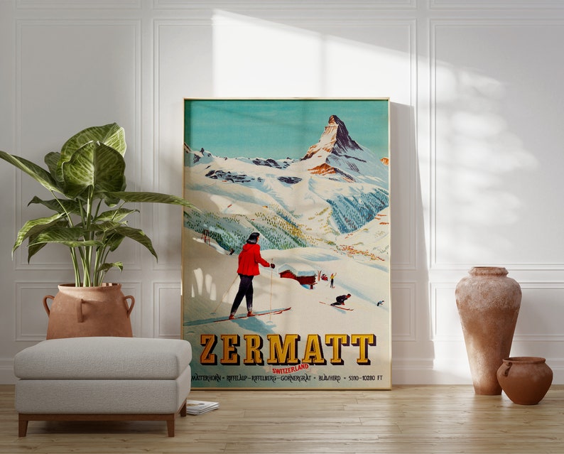Puede incluir: Un cartel de viaje vintage con un esquiador con ropa roja en una ladera de monta&ntilde;a nevada con el texto "Zermatt Suiza" y "Matterhorn - Riffelalp - Riffelberg - Gornergrat - Blauherd - 5,300-10,000 ft."