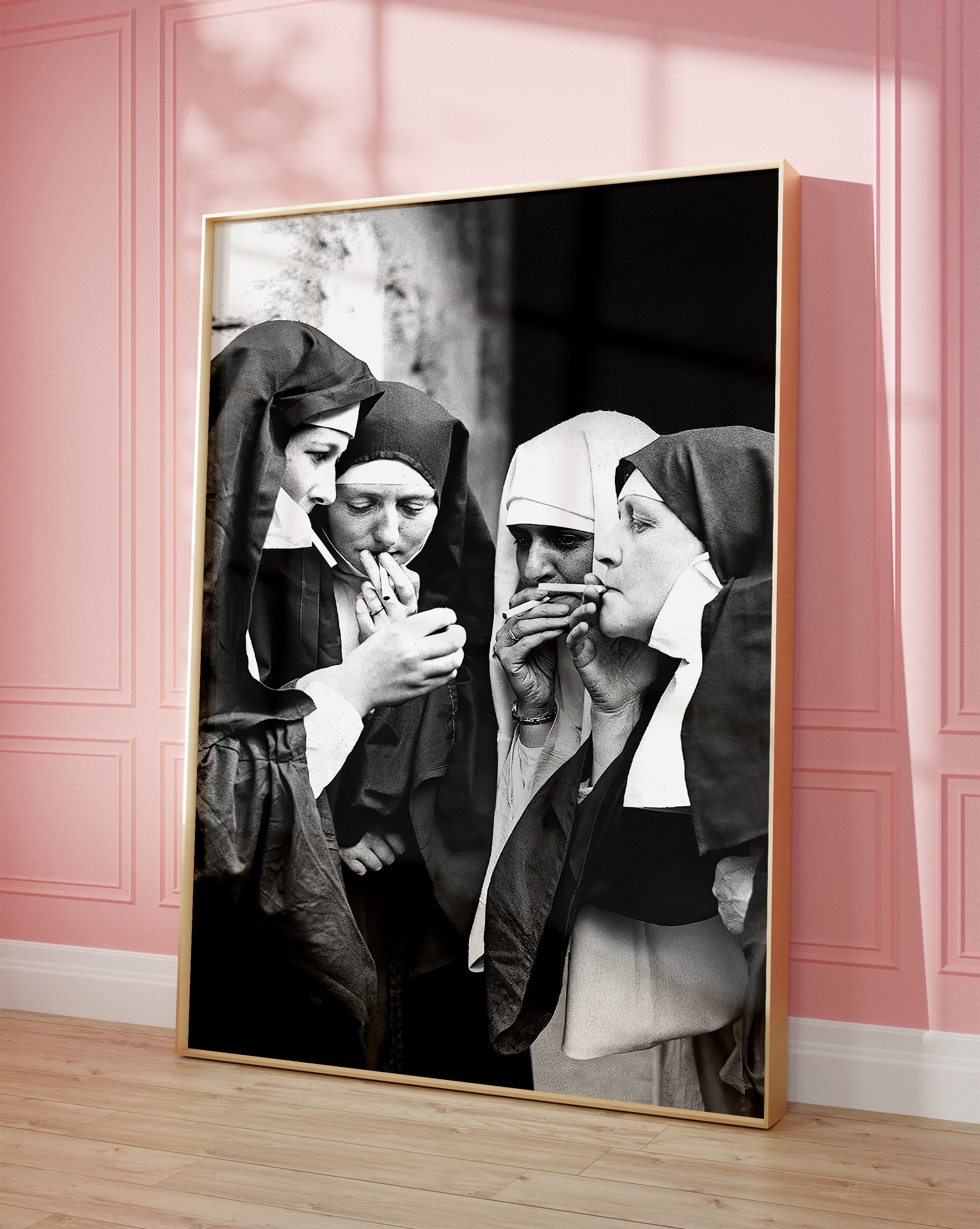 Nuns Smoking, Black and White Art, Vintage Wall Art, Funny Wall Art, Smoking  Nuns Print, Women Portrait DIGITAL DOWNLOAD, PRINTABLE Wall Art