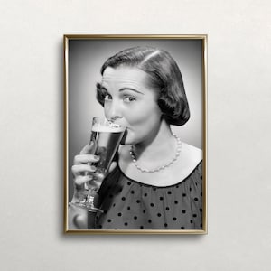 Woman Drinking Beer, Black and White Art, Vintage Wall Art, Beer Lover Print, Bar Cart Decor, Beer Wall Art,    DOWNLOAD, PRINTABLE Wall Art