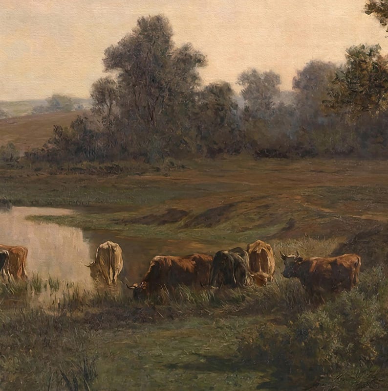 K&ouml;nnte beinhalten: Ein Gem&auml;lde einer l&auml;ndlichen Landschaft mit einem Teich und K&uuml;hen, die auf einer Weide grasen. Der Himmel ist in einem sanften, blassen Blau gehalten, und die B&auml;ume sind tiefgr&uuml;n. Die K&uuml;he sind braun und wei&szlig; und trinken aus dem Teich.