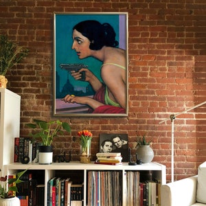 Mujer con pistola / Arte mural oscuro y melancólico / Retrato vintage de mujer / Arte mural ecléctico / Decoración de pared maximalista / Arte mural imprimible n.° 269 imagen 5