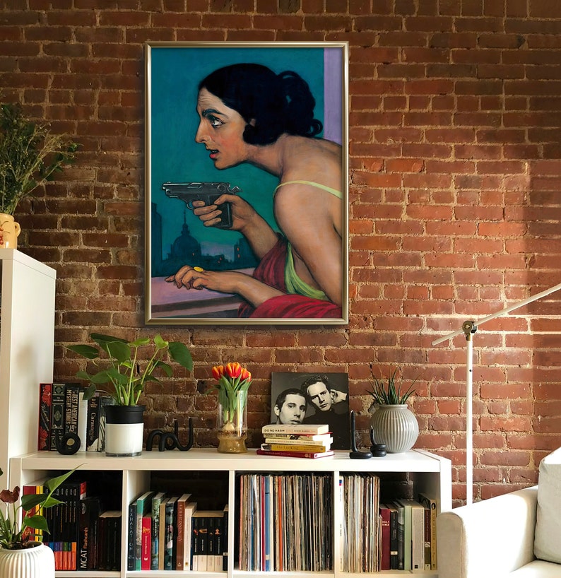 Mujer con pistola / Arte mural oscuro y melancólico / Retrato vintage de mujer / Arte mural ecléctico / Decoración de pared maximalista / Arte mural imprimible n.° 269 imagen 5